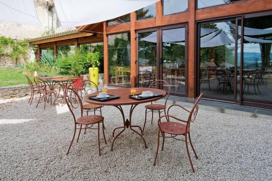 Domaine Le Prieure Hotel Chaumont-le-Bourg Exterior photo