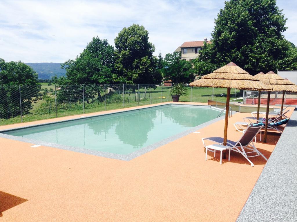 Domaine Le Prieure Hotel Chaumont-le-Bourg Exterior photo
