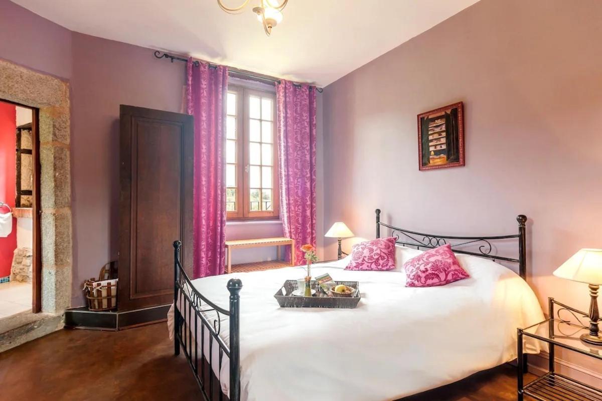 Domaine Le Prieure Hotel Chaumont-le-Bourg Room photo