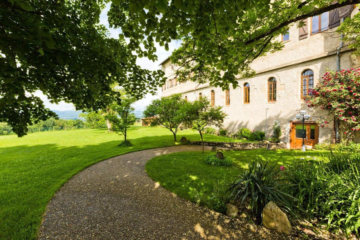 Domaine Le Prieure Hotel Chaumont-le-Bourg Exterior photo