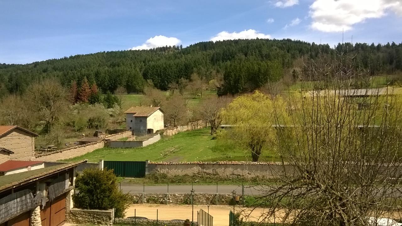 Domaine Le Prieure Hotel Chaumont-le-Bourg Exterior photo