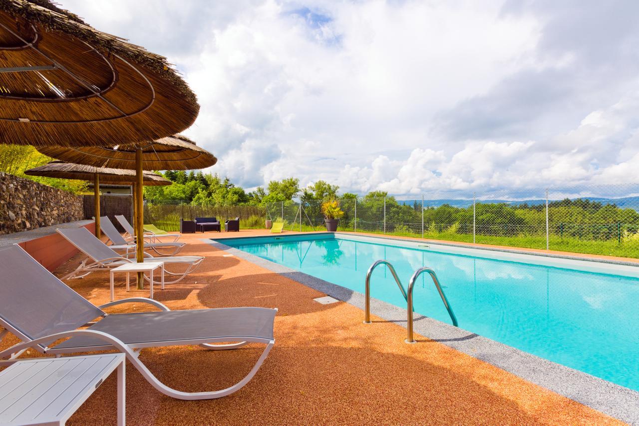 Domaine Le Prieure Hotel Chaumont-le-Bourg Exterior photo